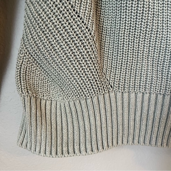 Faherty Gray Crew Neck Sweater - Picture 4 of 7